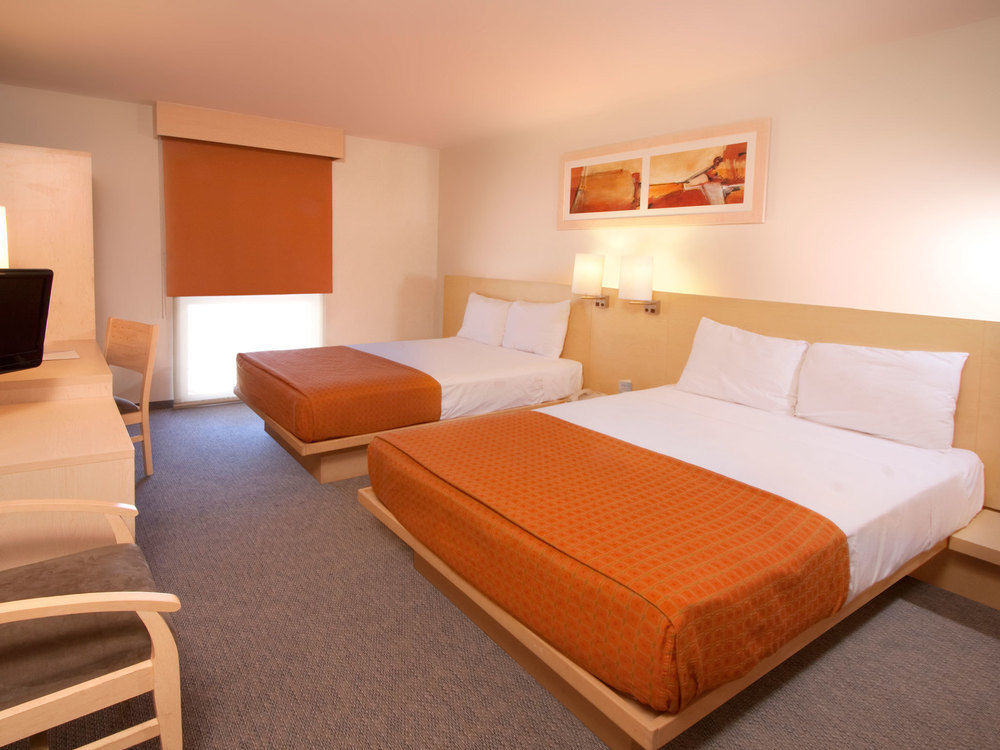 City Express By Marriott Saltillo Norte Exterior foto